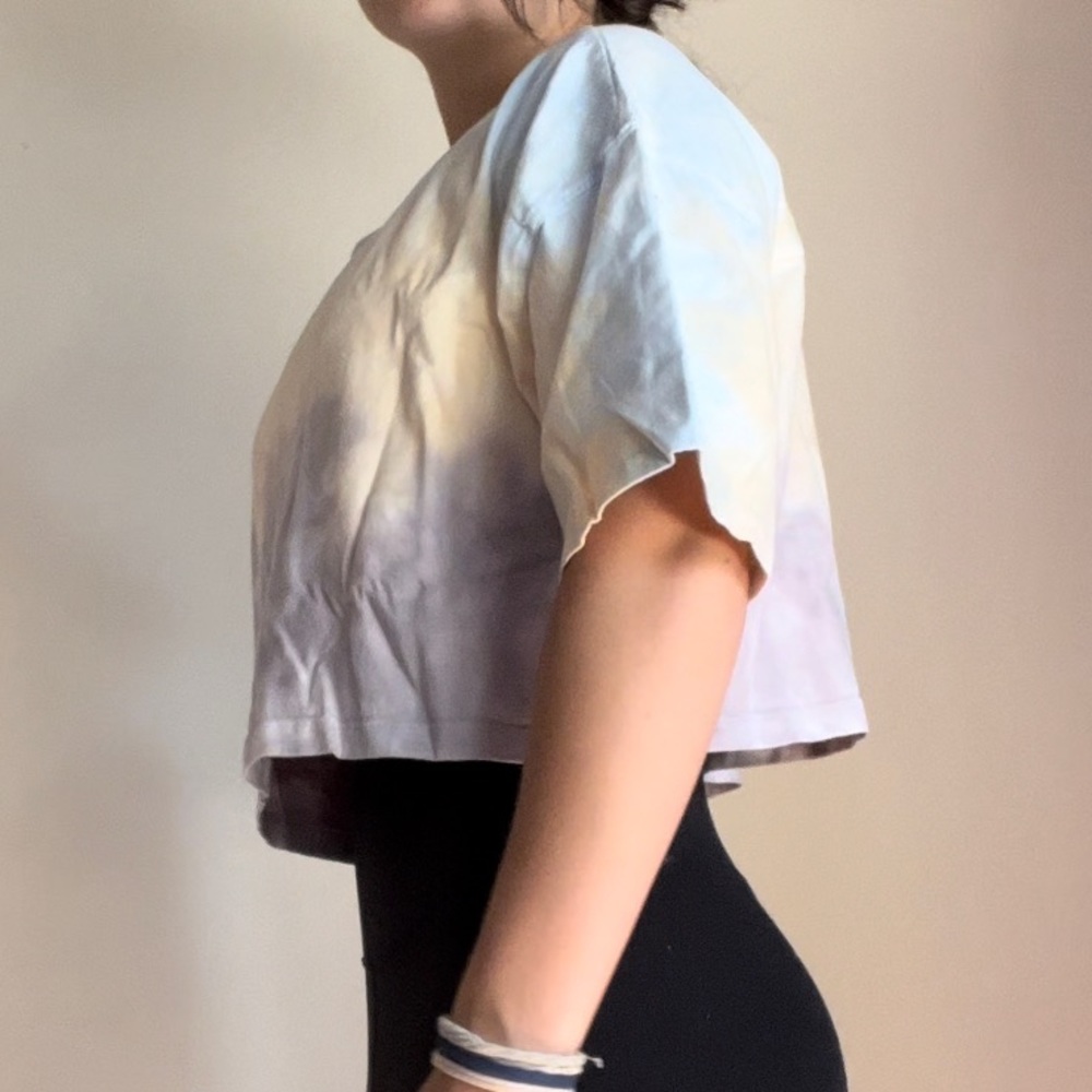 Spring Color crop top - Picture 2 of 3
